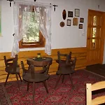 Fenyves * Bábolna