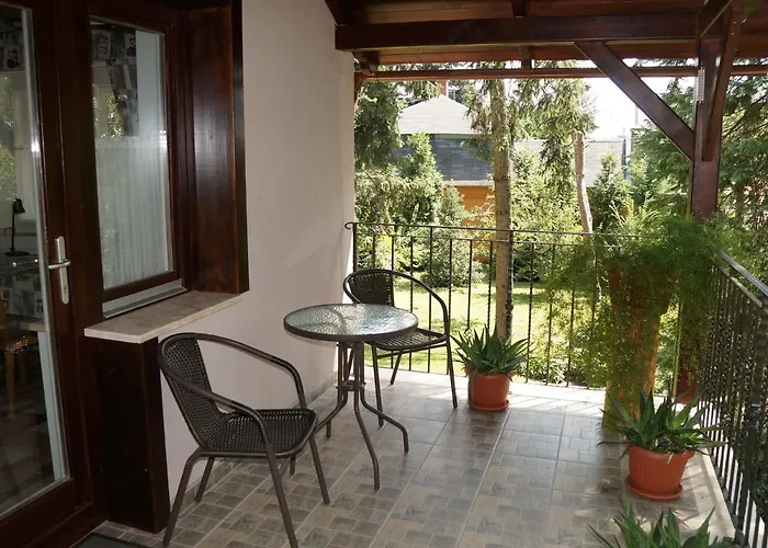 Fenyves Vendeghaz * Баболна